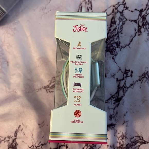 Justice Smartwatch - Picture 3 of 4